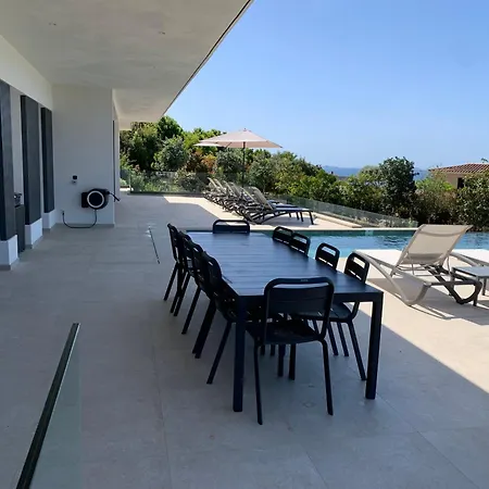 Imperiale Vue Piscine