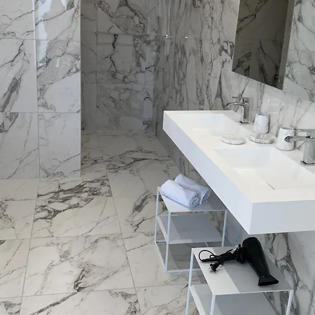 Imperiale Vue Piscine * Pietrosella