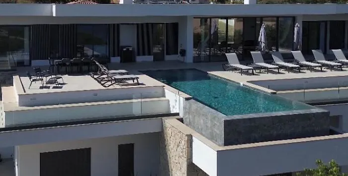 Imperiale Vue Piscine וילה