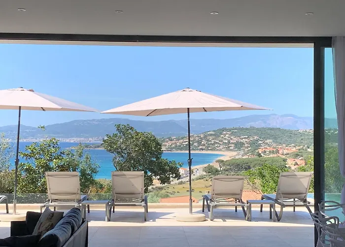 Imperiale Vue Piscine Villa Pietrosella